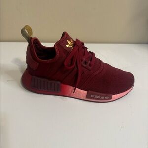 Adidas NMD_R1 shoes Color: Glow pink/Collegiate Burgundy/Maroon